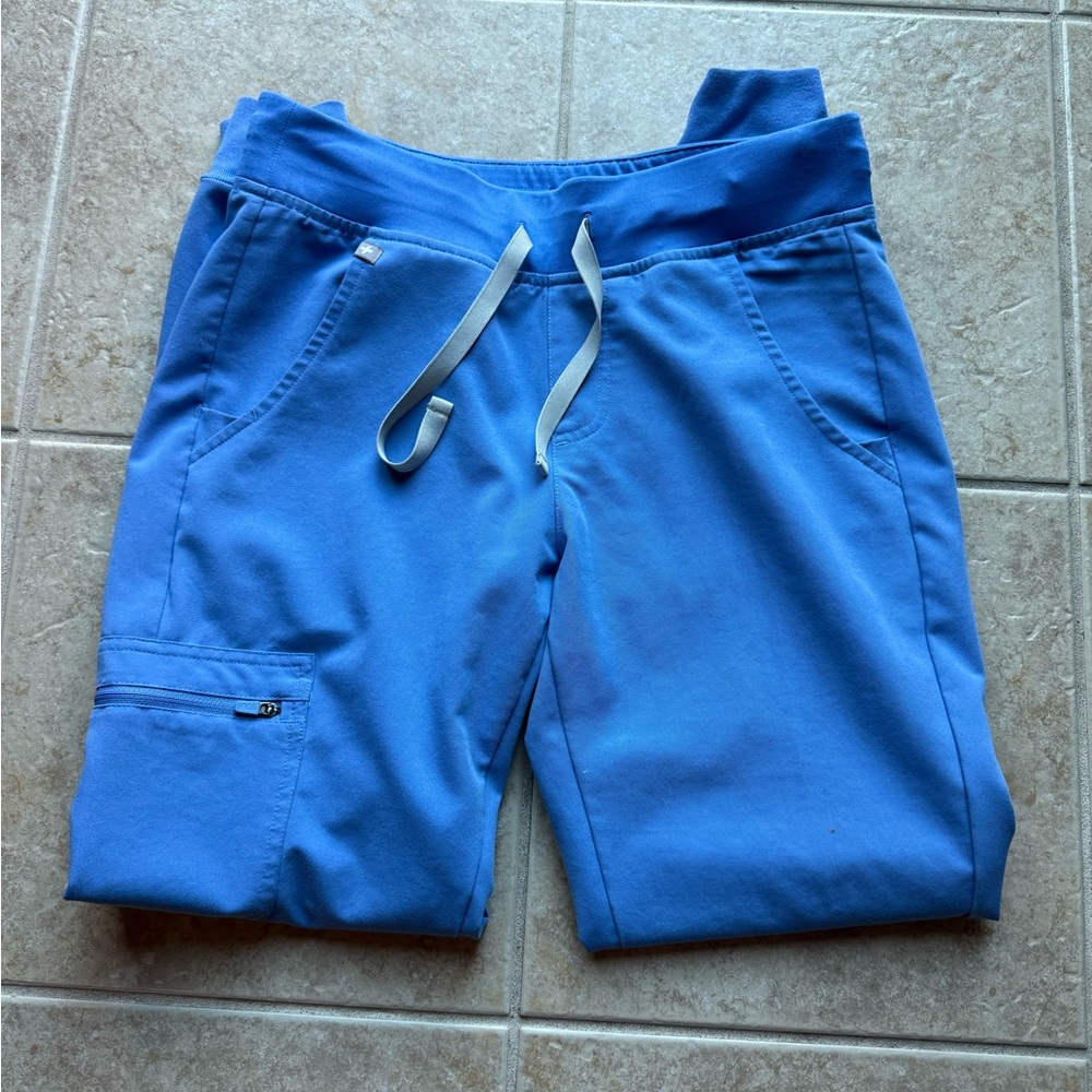 Figs Vibrant Blue Scrub Set XS - Picture 5 of 7